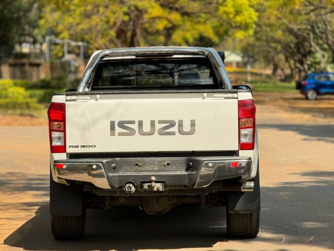 Isuzu KB 300